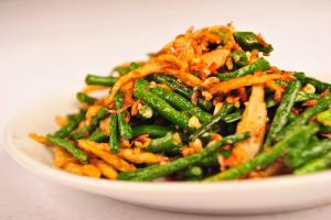 Braised String Beans With Sakura Ebi