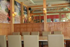 dining inside at left