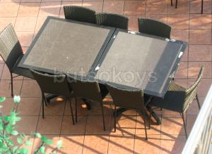 gerrys-moa-table