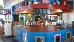 cafe breton-counter