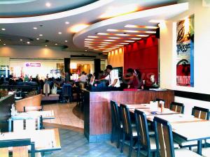 sm sta rosa-pizza hut