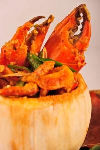 crab curry in coconut sauce