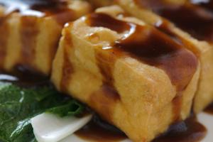 Braised Tofu with Green Vegetables