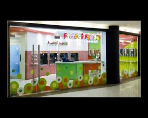 frutti froyu  outside