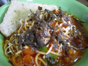puttanesca with seaweeds
