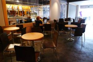 The Coffee Bean & Tea Leaf