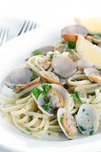 LINGUINI VONGOLE